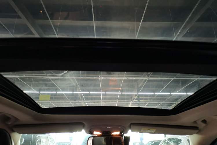 Used Jeep Cherokee 2014 2.4L Luxury Edition Headliner