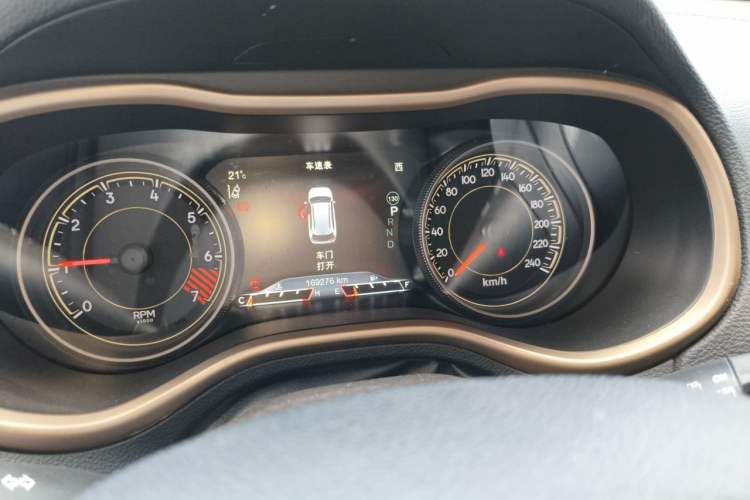 Used Jeep Cherokee 2014 2.4L Luxury Edition Instrument Cluster