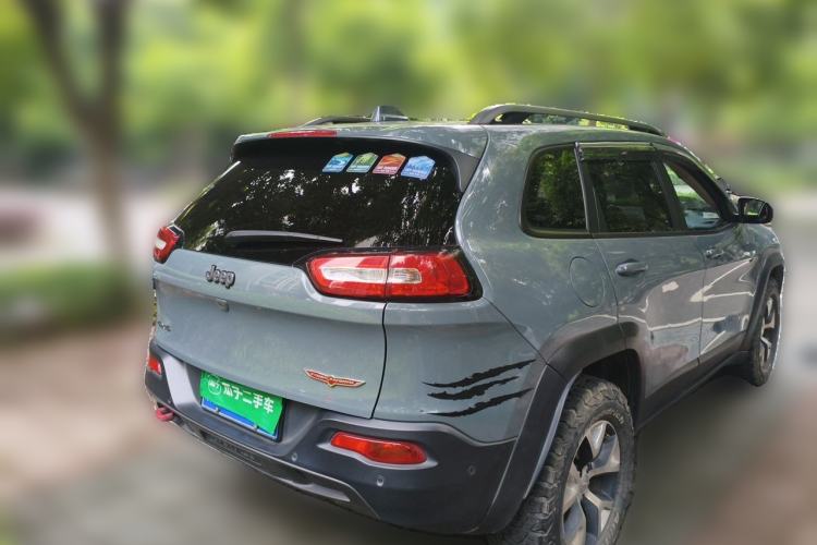 Used Jeep Cherokee 2014 2.4L High-Performance Version Rear