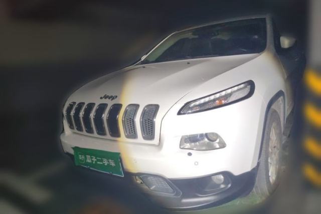 Used Jeep Cherokee 2014 2.4L Luxury Edition