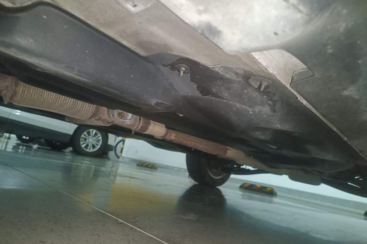 Used Jeep Cherokee 2014 2.4L Elite Edition Chassis Front Left