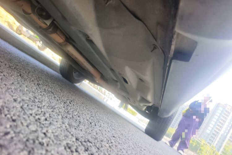 Used Jeep Cherokee 2014 2.4L Luxury Edition Chassis Front Left