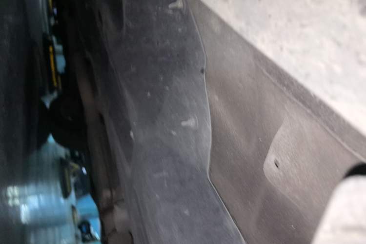 Used Jeep Cherokee 2014 2.4L Luxury Edition Chassis Front Right