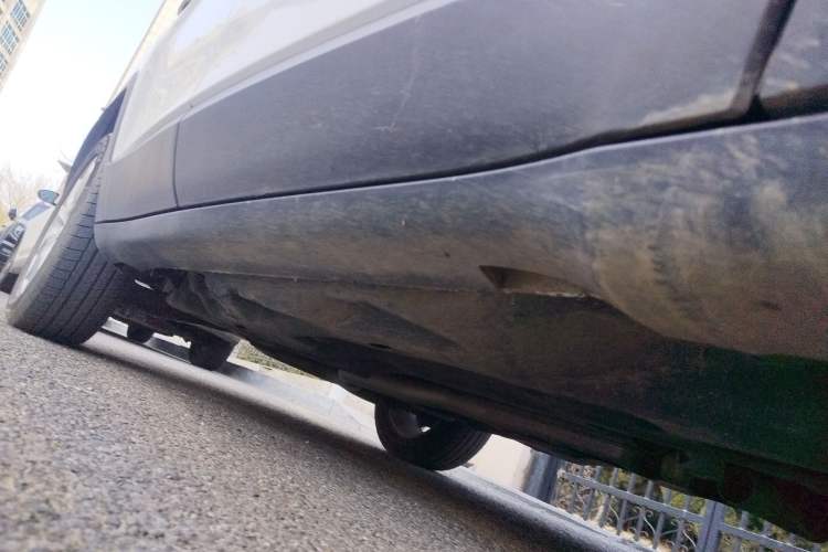 Used Jeep Cherokee 2014 2.4L Luxury Edition Chassis Front Right