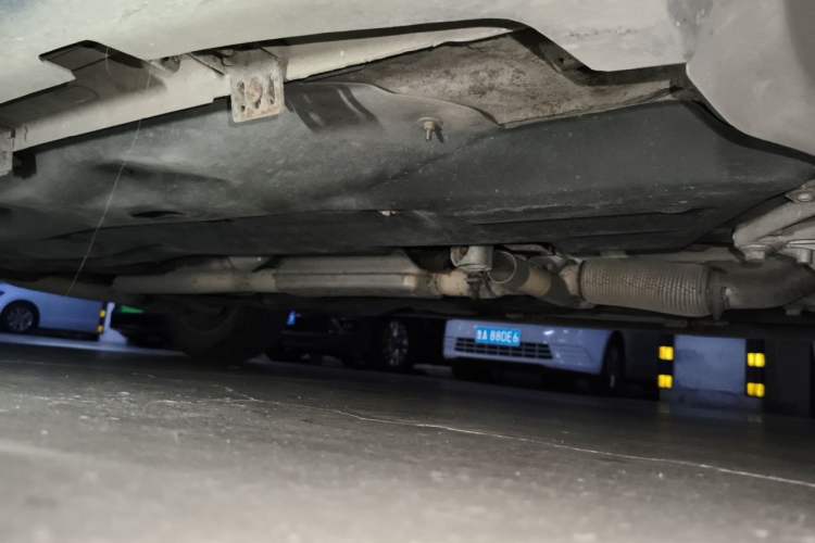 Used Jeep Cherokee 2014 2.4L Urban Edition Chassis Front Right