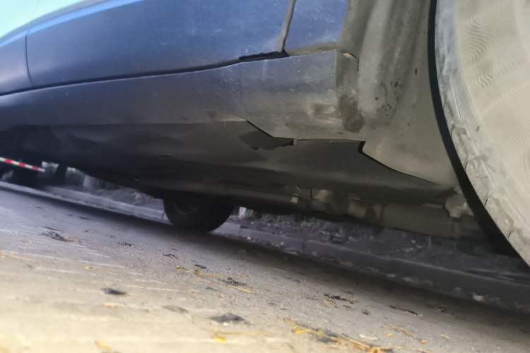 Used Jeep Cherokee 2014 2.4L Urban Edition Chassis Front Right