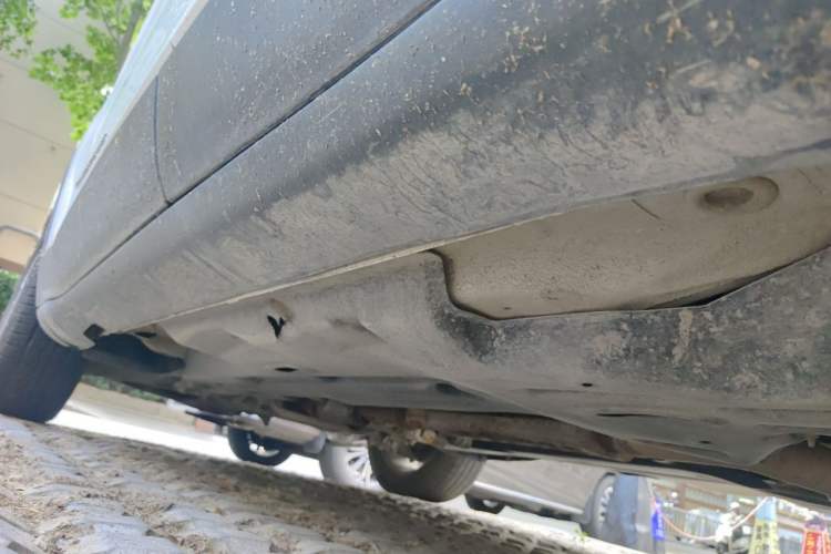 Used Jeep Cherokee 2014 2.4L Luxury Edition Chassis Rear Left