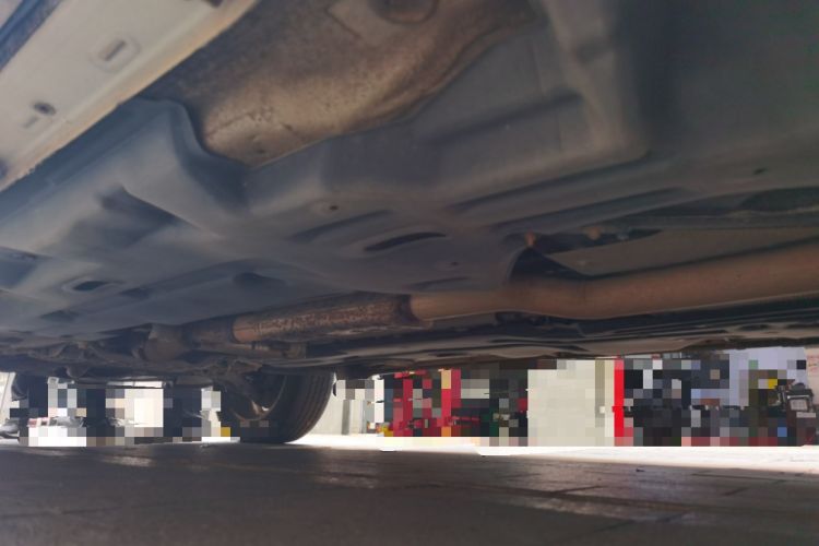 Used Jeep Cherokee 2014 2.4L Elite Edition Chassis Rear Left