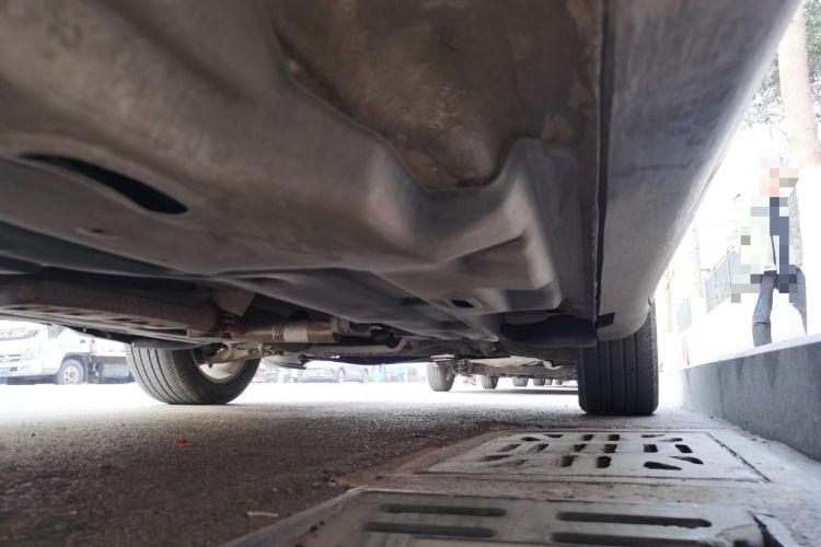 Used Jeep Cherokee 2014 2.4L Luxury Edition Chassis Rear Right