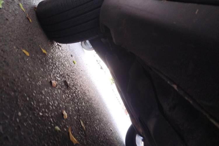 Used Jeep Cherokee 2014 2.4L Luxury Edition Chassis Rear Right