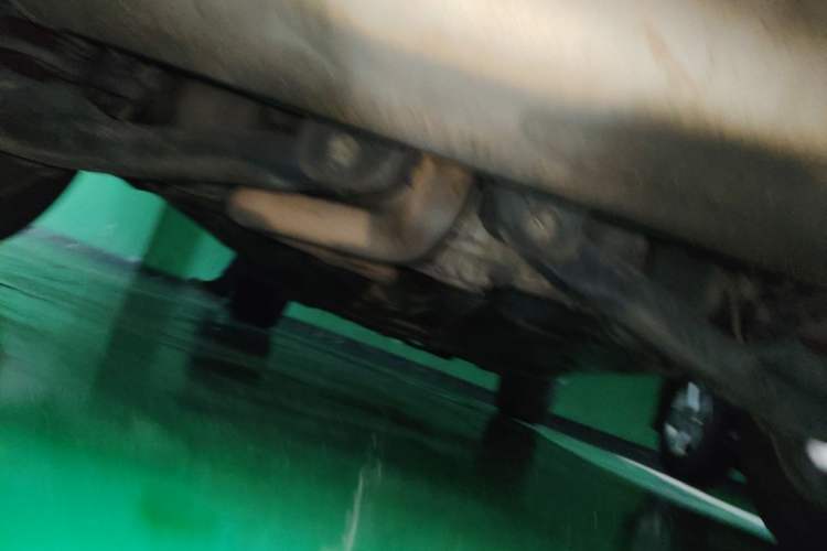Used Jeep Cherokee 2014 2.4L Elite Edition Chassis Rear