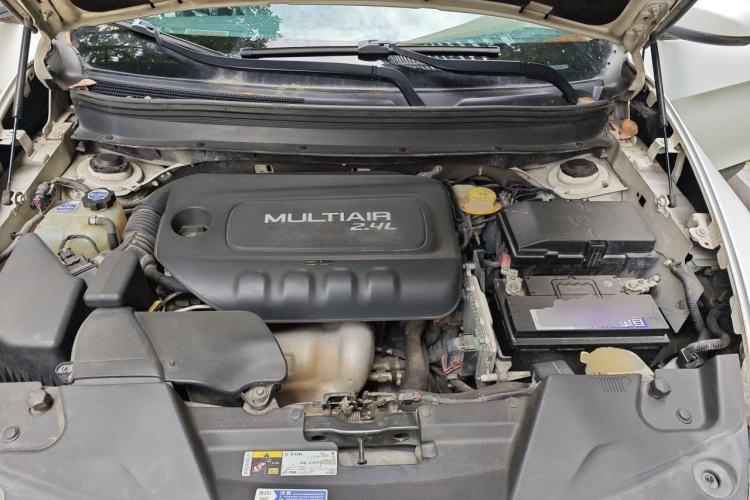 Used Jeep Cherokee 2014 2.4L Luxury Edition Engine Bay