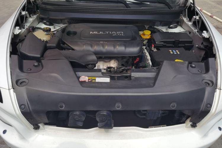 Used Jeep Cherokee 2014 2.4L Elite Edition Engine Bay