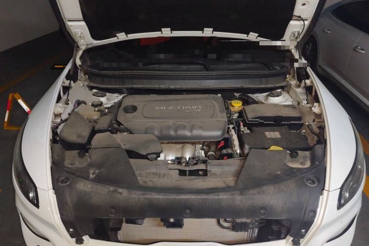 Used Jeep Cherokee 2014 2.4L Luxury Edition Engine Bay