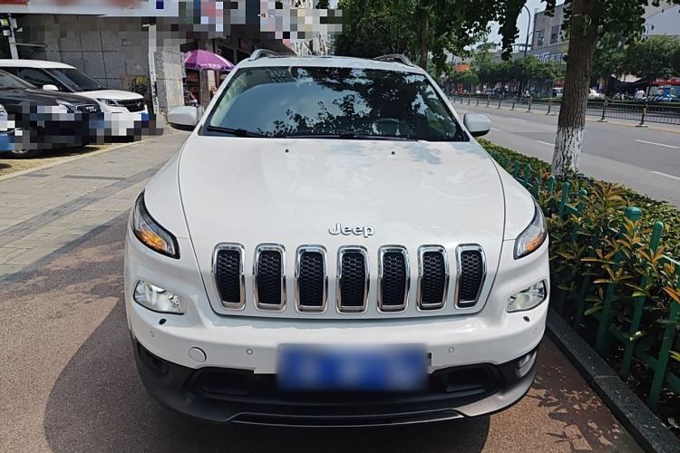 Used Jeep Cherokee 2014 2.4L Luxury Edition Exterior 1