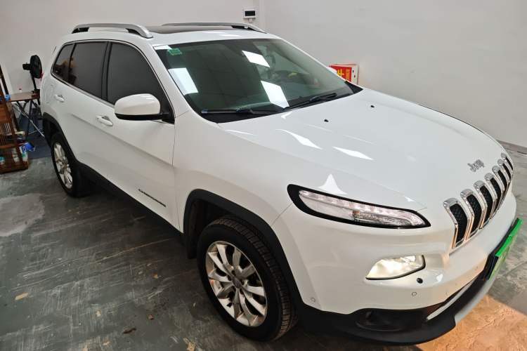 Used Jeep Cherokee 2014 2.4L Elite Edition Exterior 1