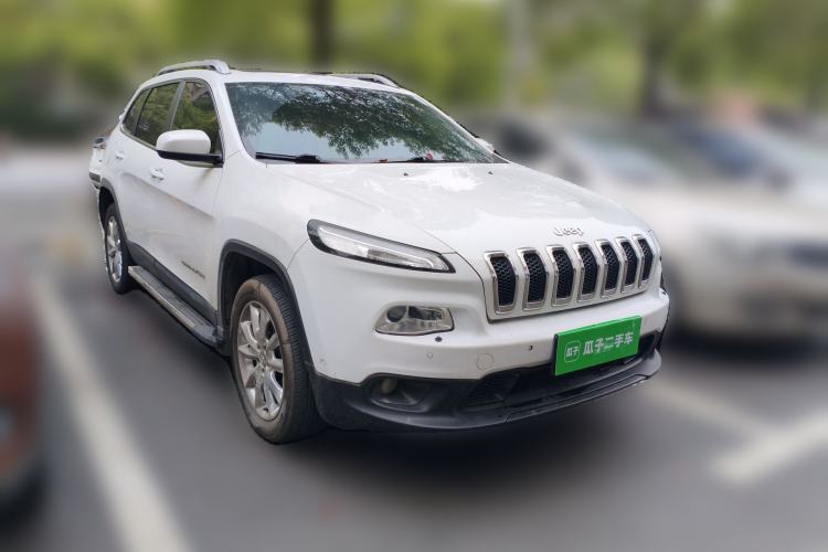Used Jeep Cherokee 2014 2.4L Luxury Edition Exterior 2