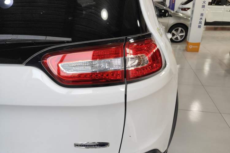 Used Jeep Cherokee 2014 2.4L Luxury Edition Exterior 3
