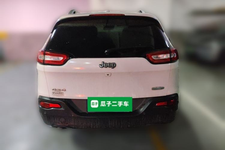 Used Jeep Cherokee 2014 2.4L Luxury Edition Exterior 4