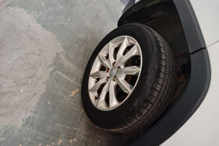 Used Jeep Cherokee 2014 2.4L Elite Edition Exterior 5