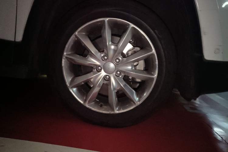 Used Jeep Cherokee 2014 2.4L Luxury Edition Exterior 7