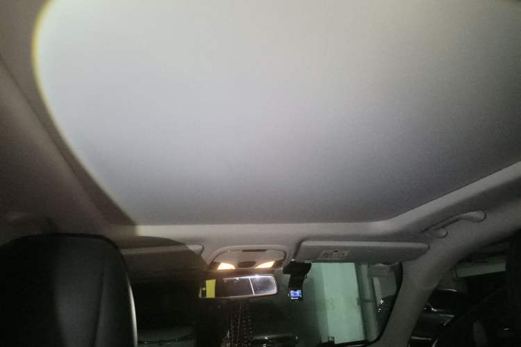 Used Jeep Cherokee 2014 2.4L Luxury Edition Headliner