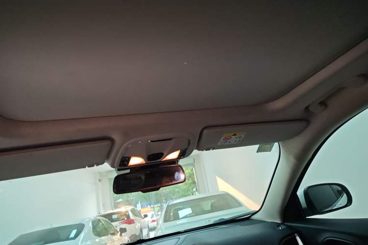 Used Jeep Cherokee 2014 2.4L Elite Edition Headliner