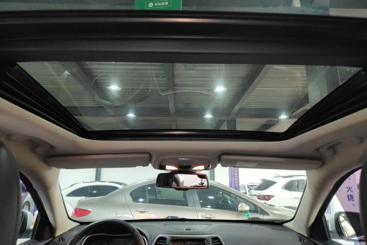 Used Jeep Cherokee 2014 2.4L Luxury Edition Headliner