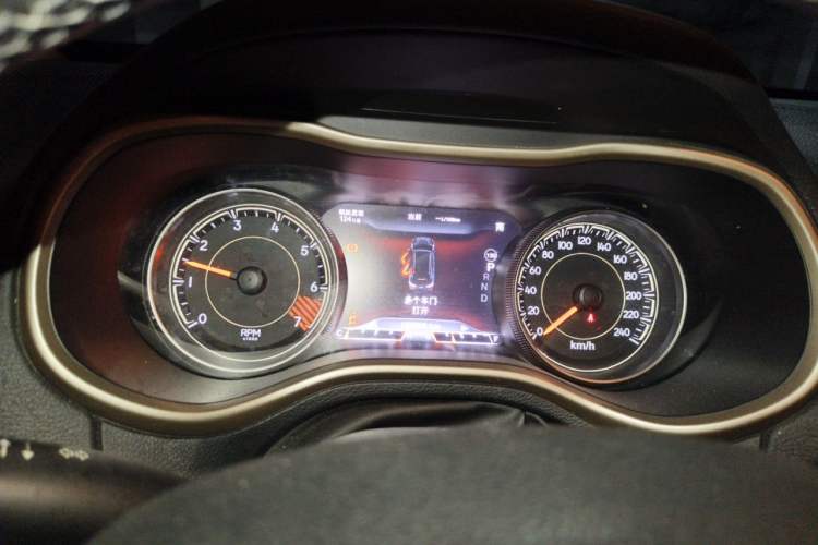 Used Jeep Cherokee 2014 2.4L Luxury Edition Instrument Cluster