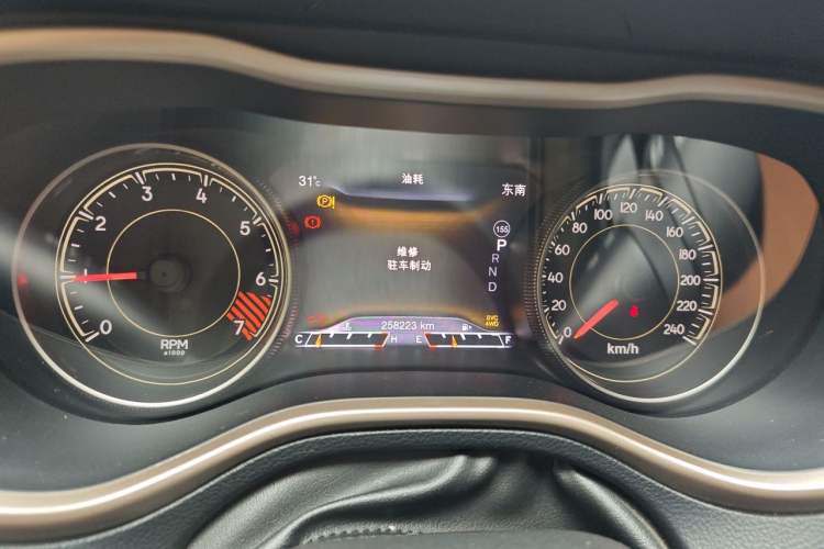 Used Jeep Cherokee 2014 2.4L Luxury Edition Instrument Cluster