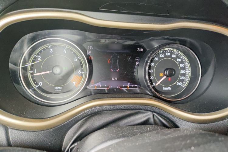 Used Jeep Cherokee 2014 2.4L Luxury Edition Instrument Cluster