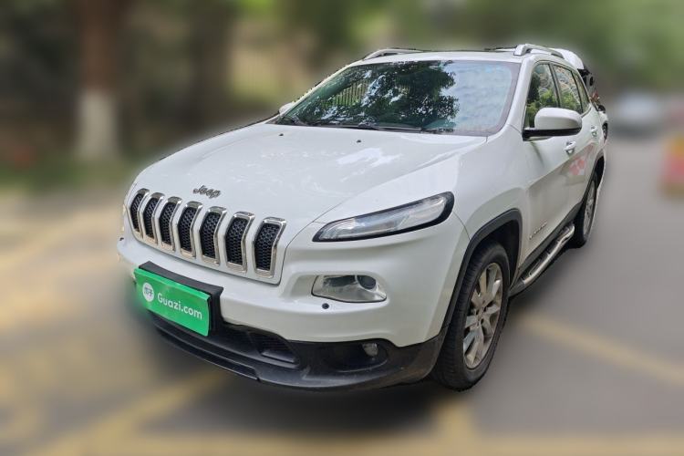 Used Jeep Cherokee 2014 2.4L Luxury Edition Guazi used car, China used car export, Used car for sale, Used  cars, Cheapest cars for sale