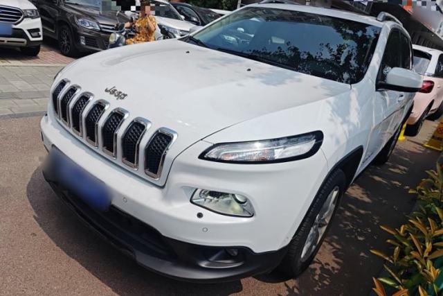 Used Jeep Cherokee 2014 2.4L Luxury Edition