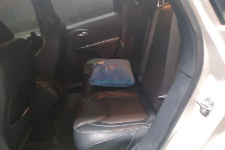 Used Jeep Cherokee 2014 2.4L Elite Edition Left Rear Seat