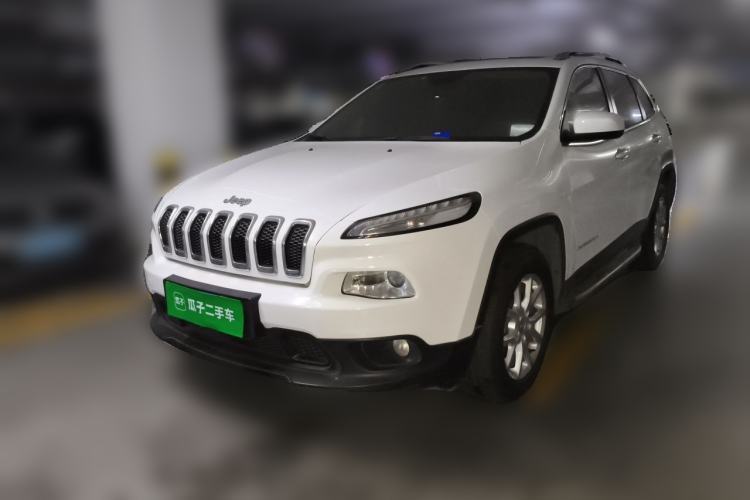 Used Jeep Cherokee 2014 2.4L Urban Edition Guazi used car, China used car export, Used car for sale, Used  cars, Cheapest cars for sale