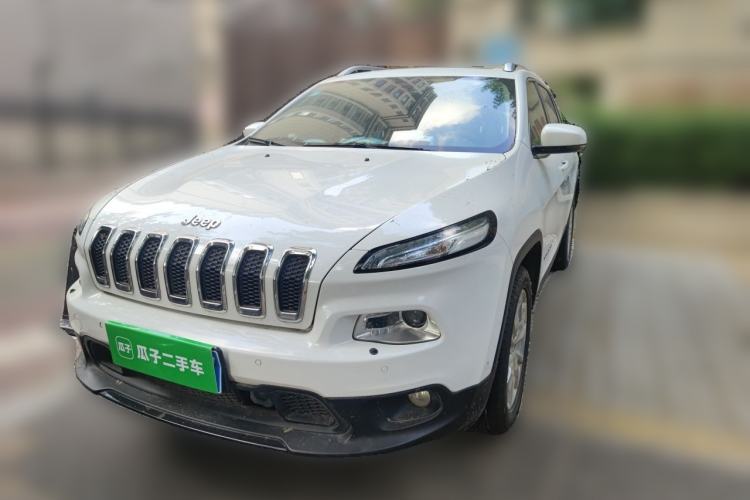 Used Jeep Cherokee 2014 2.4L Luxury Edition Guazi used car, China used car export, Used car for sale, Used  cars, Cheapest cars for sale