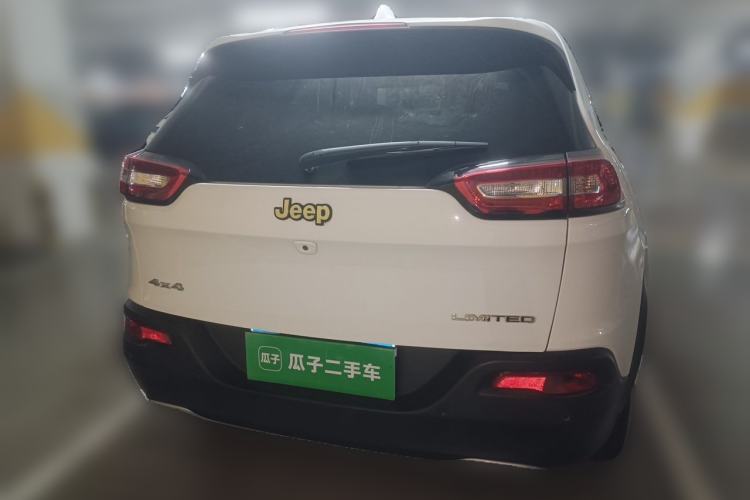 Used Jeep Cherokee 2014 2.4L Elite Edition Rear