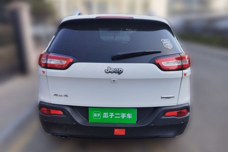 Used Jeep Cherokee 2014 2.4L Luxury Edition Rear