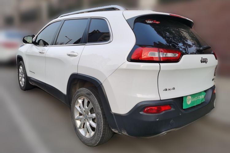 Used Jeep Cherokee 2014 2.4L Luxury Edition Rear Left 45 Deg