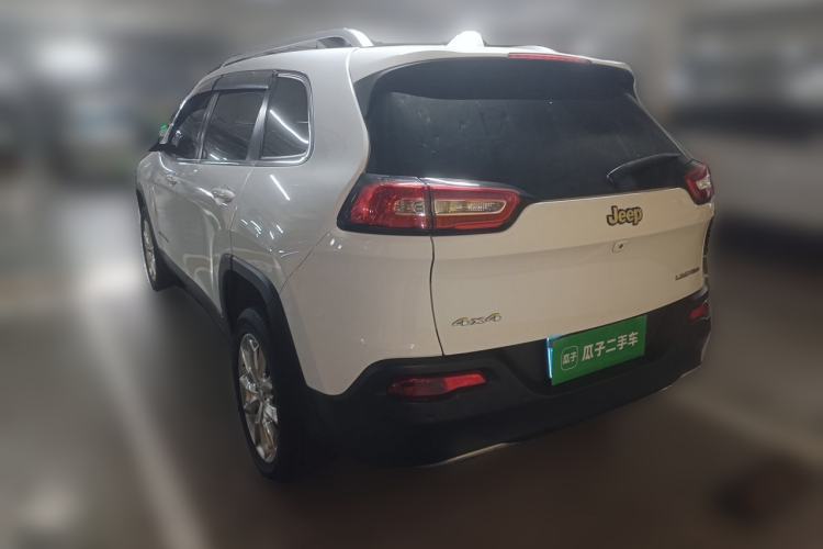 Used Jeep Cherokee 2014 2.4L Elite Edition Rear Left 45 Deg