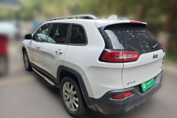 Used Jeep Cherokee 2014 2.4L Luxury Edition Rear Left 45 Deg