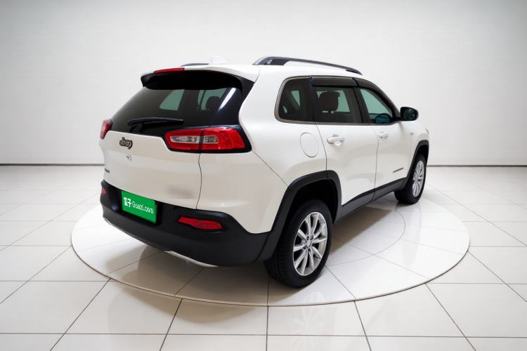 Used Jeep Cherokee 2014 2.4L Elite Edition Rear Right 45 Deg