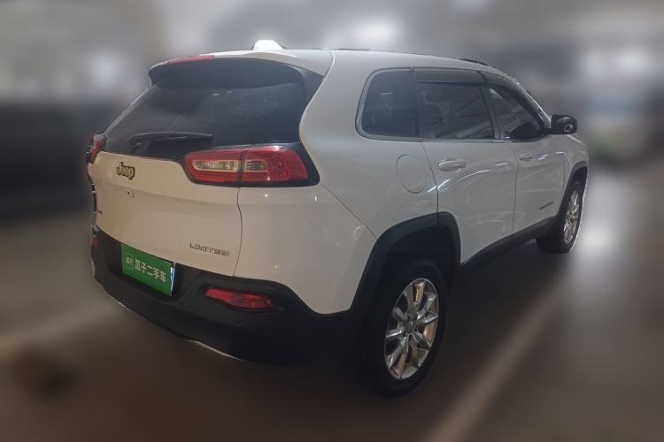 Used Jeep Cherokee 2014 2.4L Elite Edition Rear Right 45 Deg