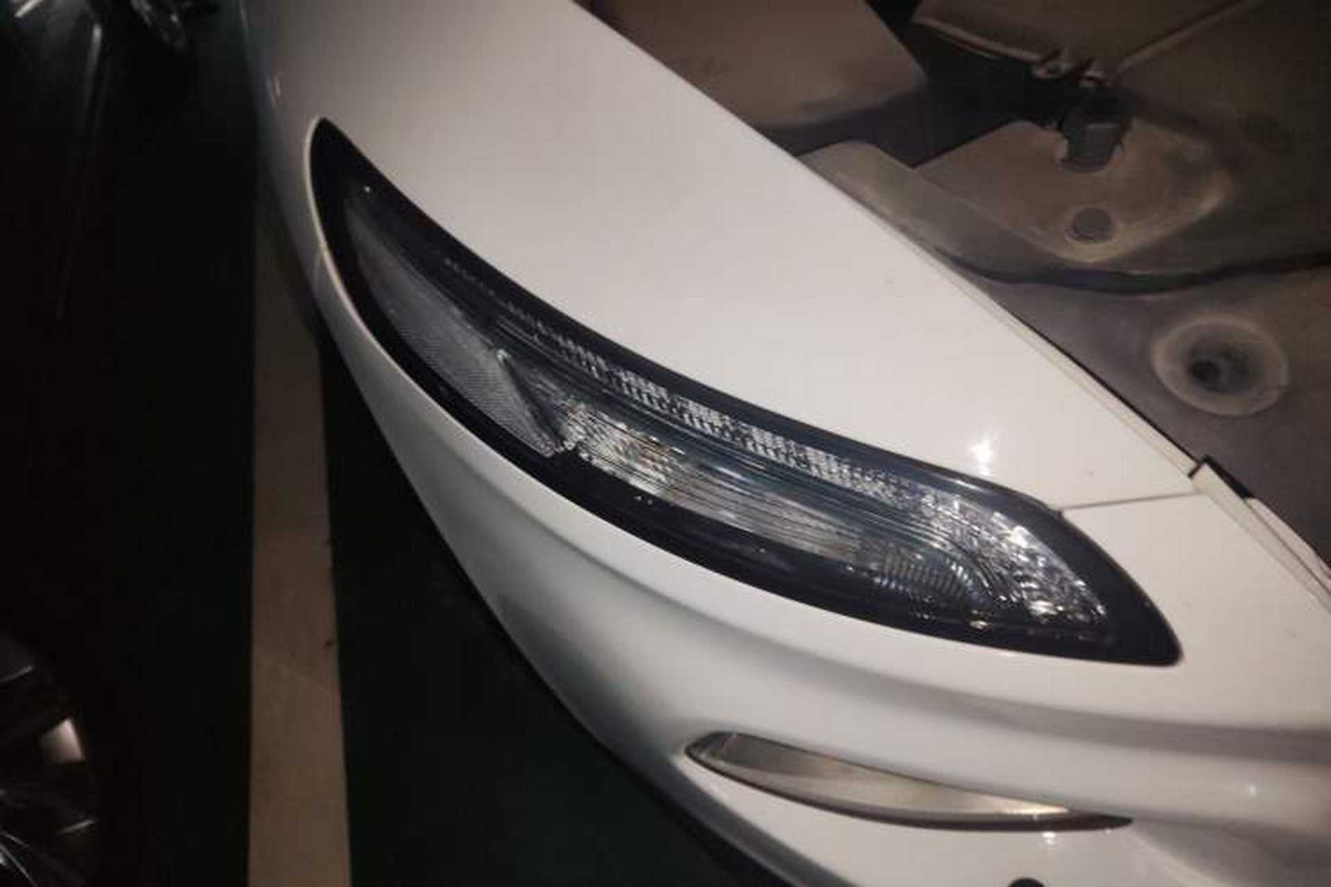 Used Jeep Cherokee 2014 2.4L Luxury Edition Right Front Headlight