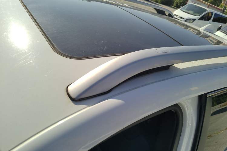 Used Jeep Cherokee 2014 2.4L Luxury Edition Roof