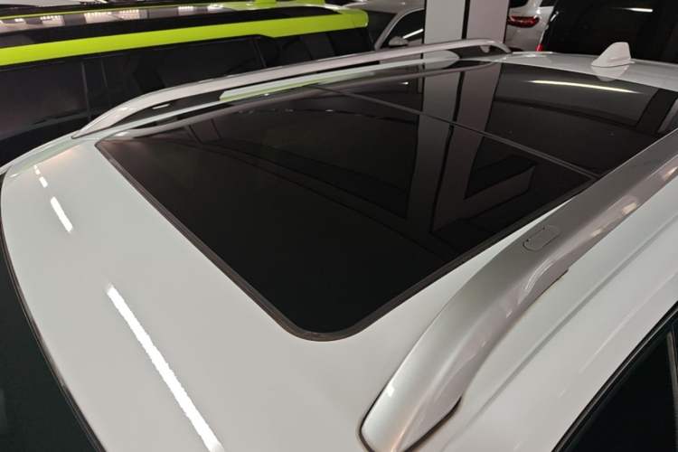 Used Jeep Cherokee 2014 2.4L Urban Edition Roof