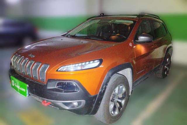 Used Jeep Cherokee 2014 3.2L High-Performance Version