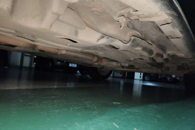 Used Jeep Cherokee 2015 2.4L Elite Edition Chassis Rear Right