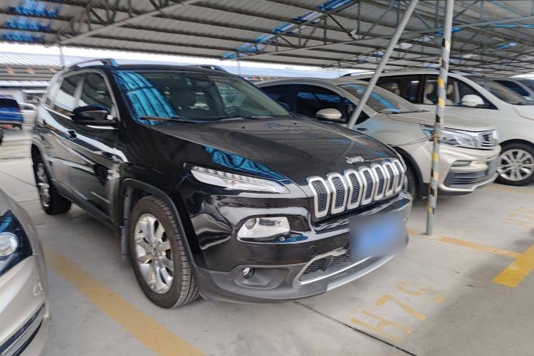 Used Jeep Cherokee 2015 2.4L Elite Edition Exterior 2