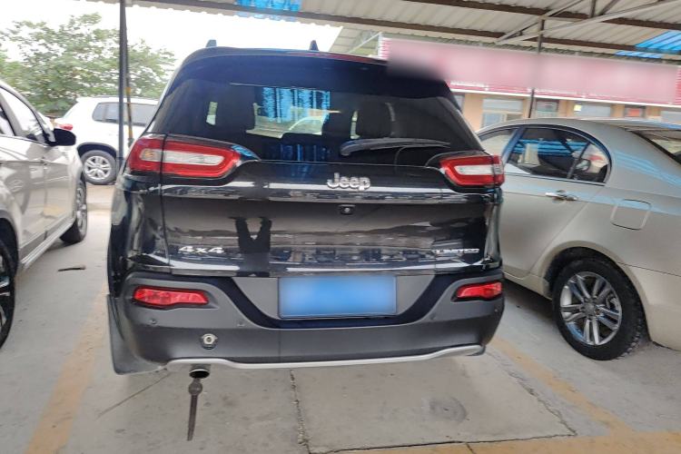 Used Jeep Cherokee 2015 2.4L Elite Edition Exterior 4